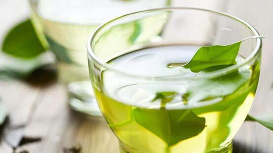 Zeleni čaj je izuzetno zdrav napitak koji se konzumira na japanskoj prehrani. 